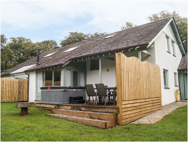 Click here for more about Rowan - Woodland Cottages