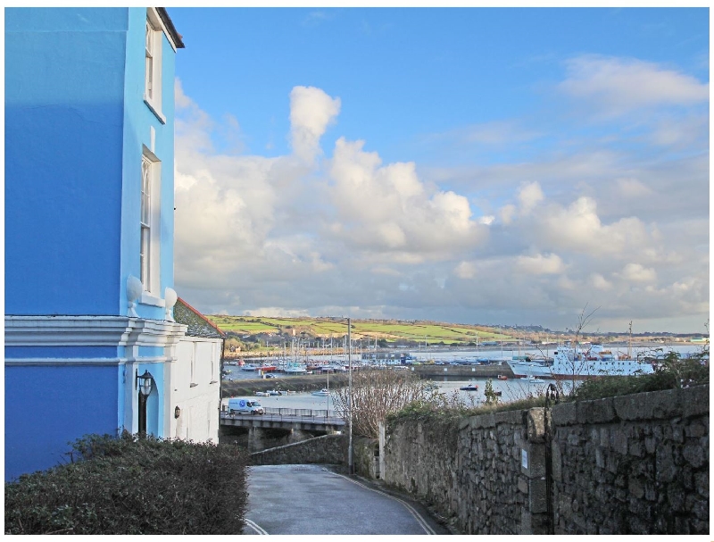 Mount View a holiday cottage rental for 4 in Penzance, 