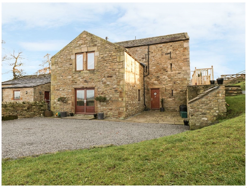 Castle Mill a holiday cottage rental for 12 in Ravensworth, 