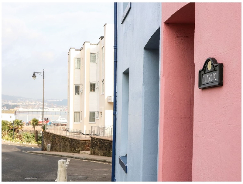 Clements Cottage a holiday cottage rental for 4 in Paignton, 