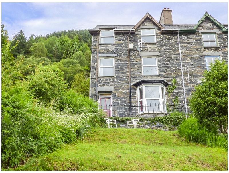 1 Isygraig a holiday cottage rental for 2 in Corris, 