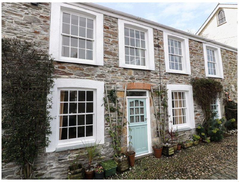 4 Elm Terrace a holiday cottage rental for 6 in Mevagissey, 