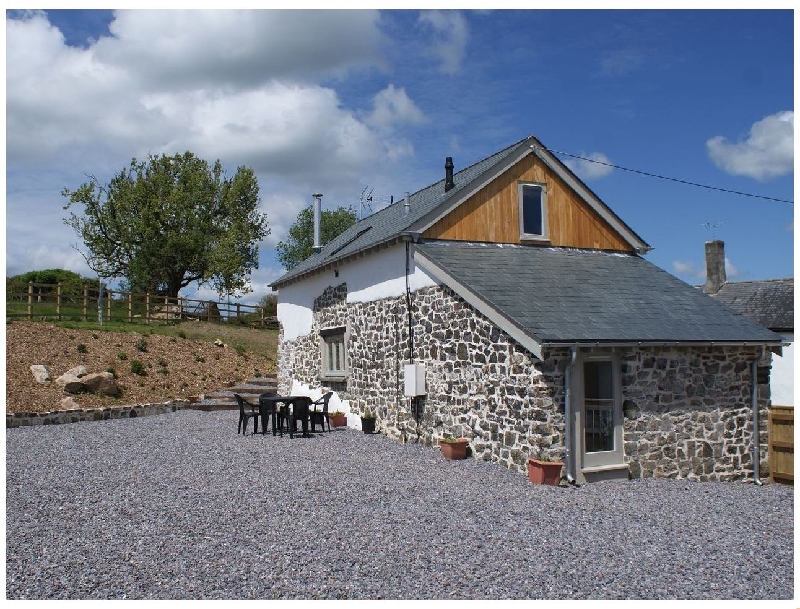 Details about a cottage Holiday at Bowbeer Barn