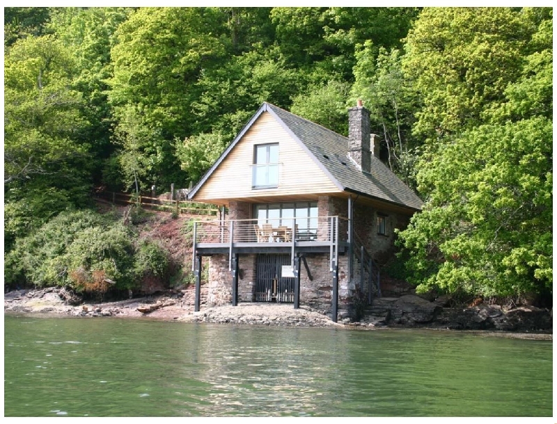 Sandridge Boathouse a holiday cottage rental for 4 in Stoke Gabriel, 