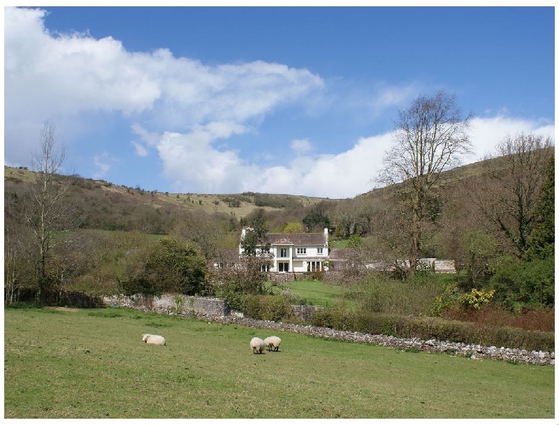 Compton House a holiday cottage rental for 12 in Compton Bishop, 
