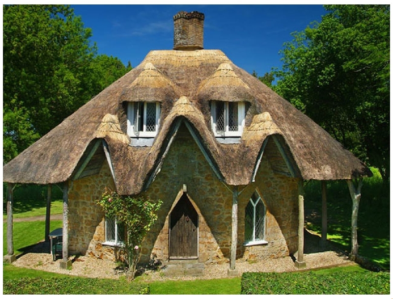 Gingerbread House a holiday cottage rental for 6 in Ilminster, 