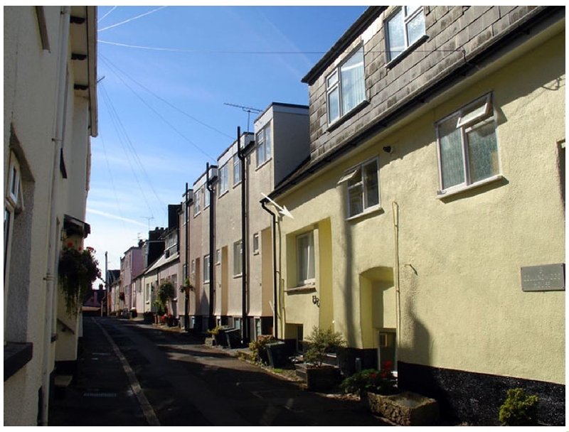 2 Collingwood House a holiday cottage rental for 4 in Topsham, 