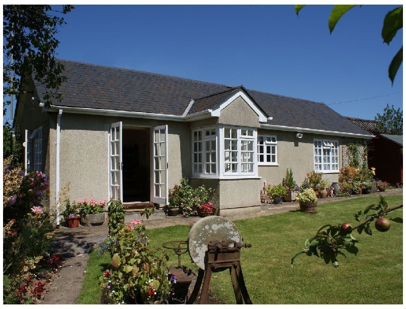 Wolston Cottage a holiday cottage rental for 3 in Landscove, 