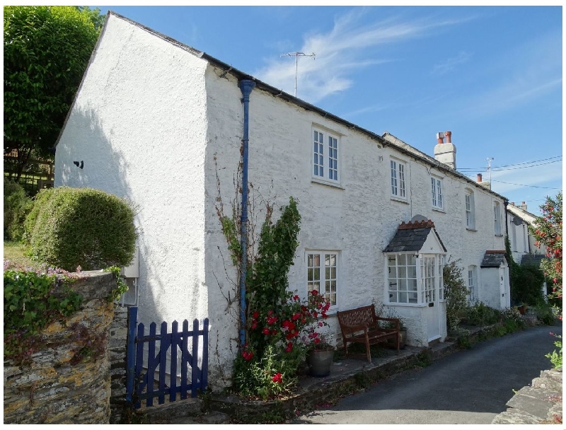 Mollys Cottage a holiday cottage rental for 4 in Noss Mayo, 