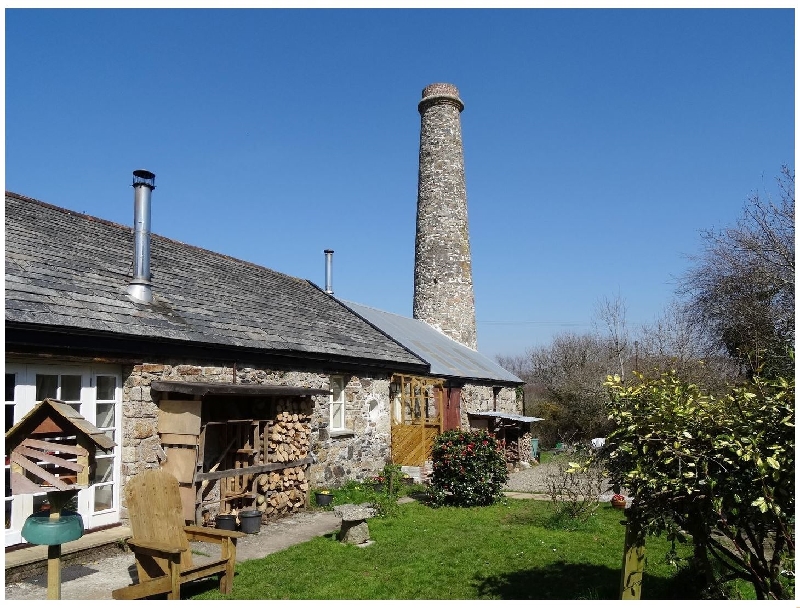The Old Engine House a holiday cottage rental for 2 in Tretoil, 
