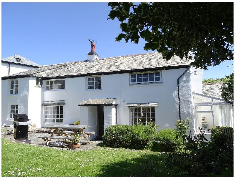 Ayr Cottage a holiday cottage rental for 6 in Bossiney, 