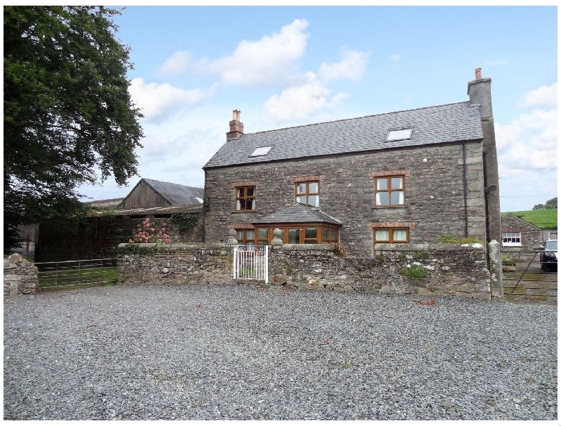 Haye Barton Farm a holiday cottage rental for 14 in St Ive, 