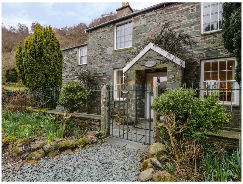 Coombe Cottage a holiday cottage rental for 8 in Rosthwaite, 
