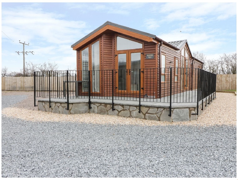 Lodge 12A a holiday cottage rental for 4 in Dunning, 