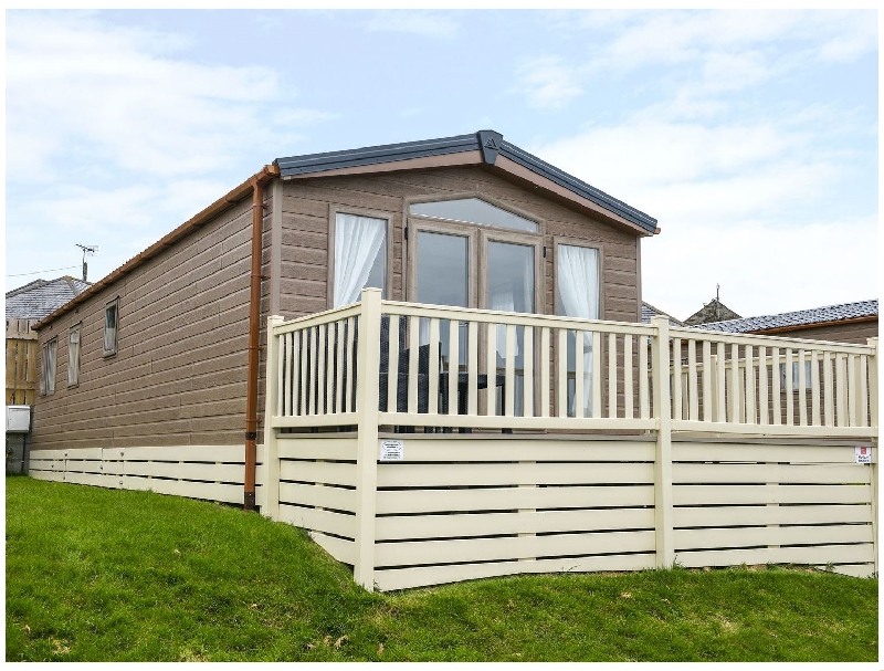 Holiday Home 2 a holiday cottage rental for 4 in Looe, 
