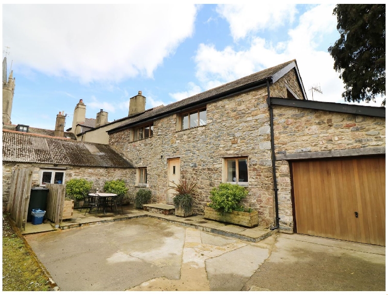 Old Armoury Barn a holiday cottage rental for 4 in Ashburton, 