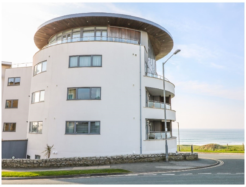 Apartment 28 a holiday cottage rental for 5 in Newquay, 