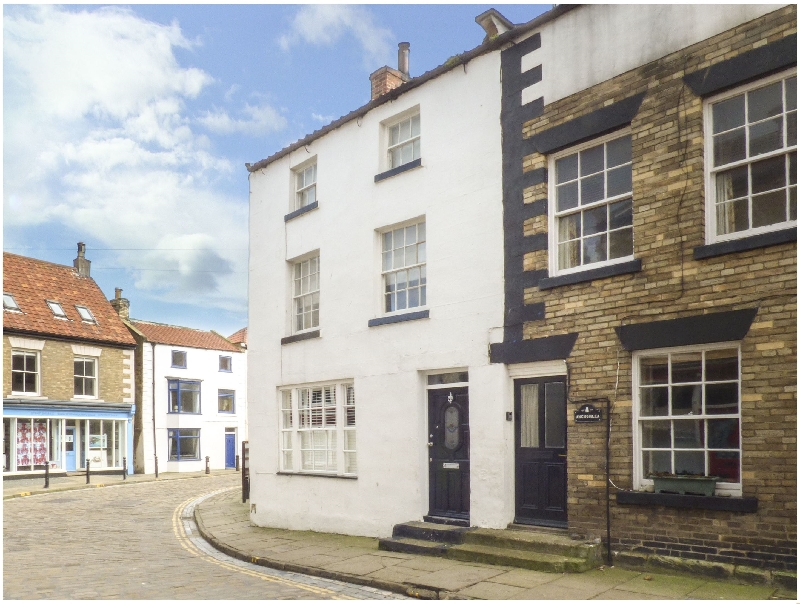 Kippers Corner a holiday cottage rental for 8 in Staithes, 