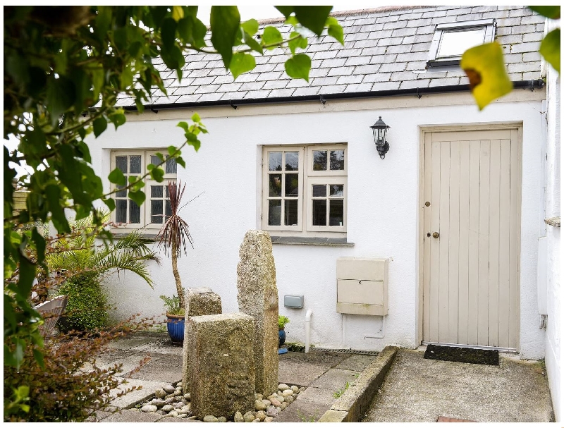 Willow Cottage a holiday cottage rental for 4 in Lostwithiel, 