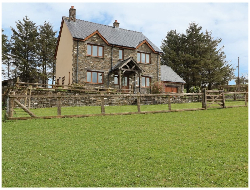 Blaen Henllan a holiday cottage rental for 8 in Builth Wells, 
