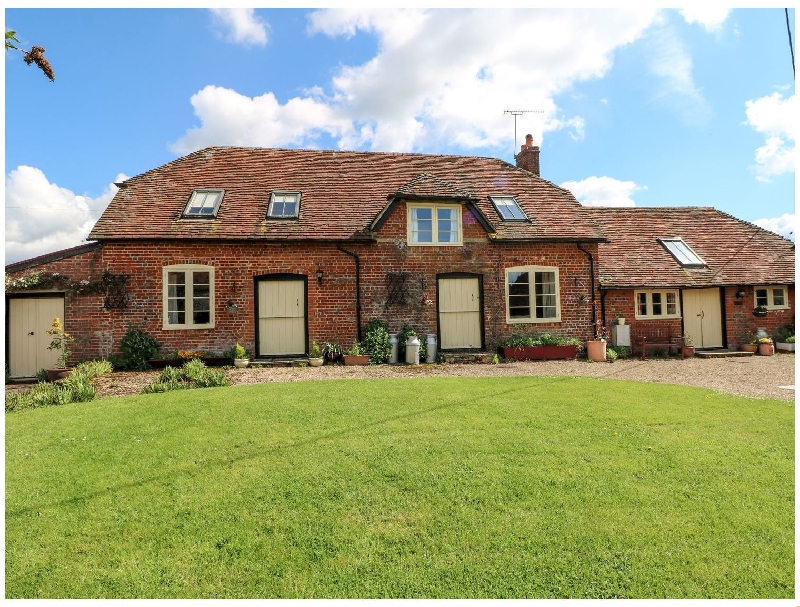 Downs View Dairy a holiday cottage rental for 11 in West Tytherley, 