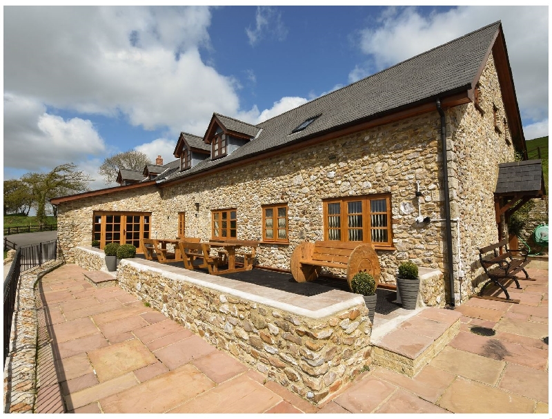The Barn a holiday cottage rental for 14 in Southleigh, 