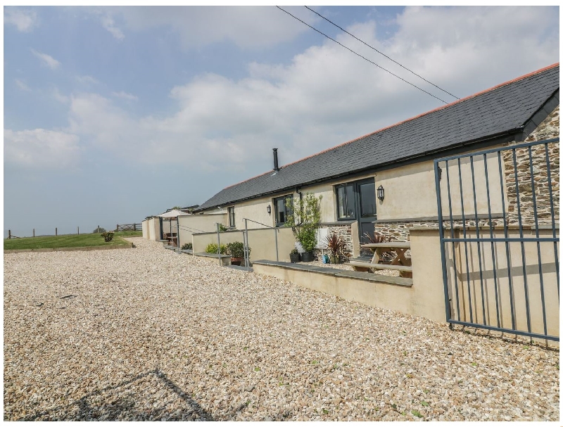 Trevenna Barn a holiday cottage rental for 4 in Veryan, 