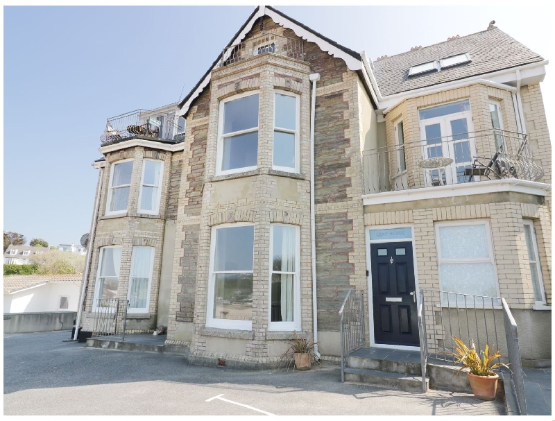 Seashore House a holiday cottage rental for 4 in Porth, 