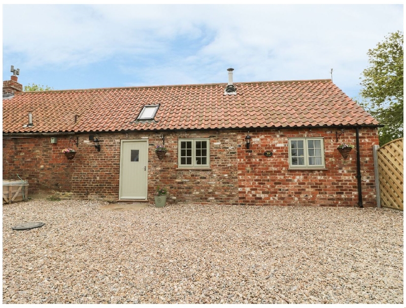 Primrose Cottage a holiday cottage rental for 2 in Winestead, 