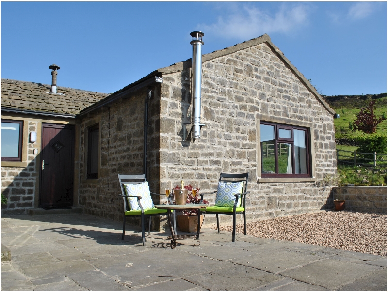 Baywood Cottage a holiday cottage rental for 2 in Cowling , 