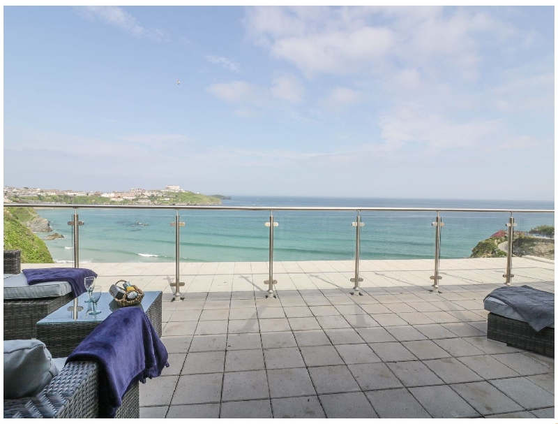 Waters Edge a holiday cottage rental for 4 in Newquay, 