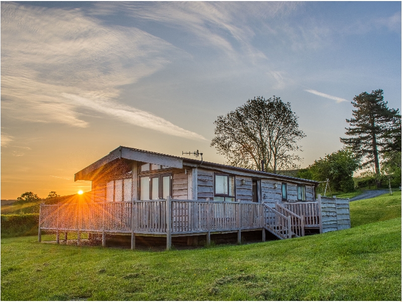 Details about a cottage Holiday at Moonrise Lodge - Curlew Lodge