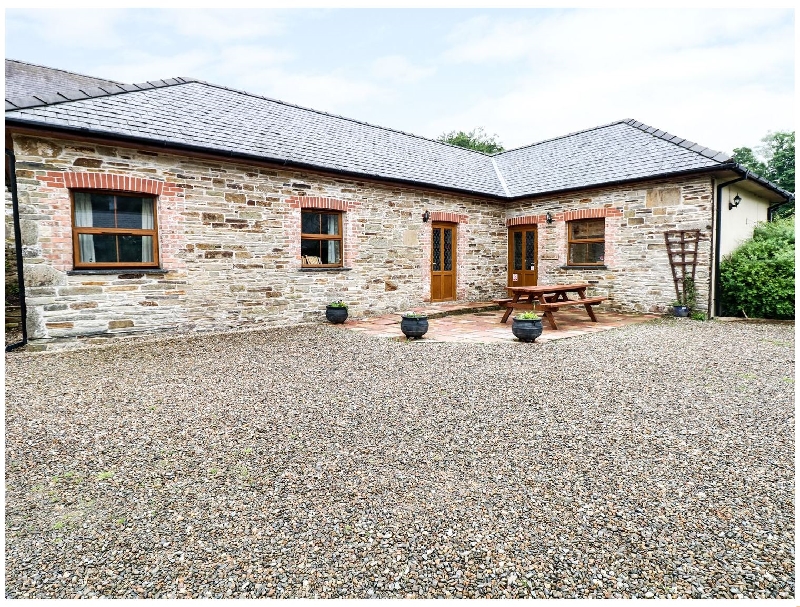 Swallow Cottage a holiday cottage rental for 8 in Llanboidy, 