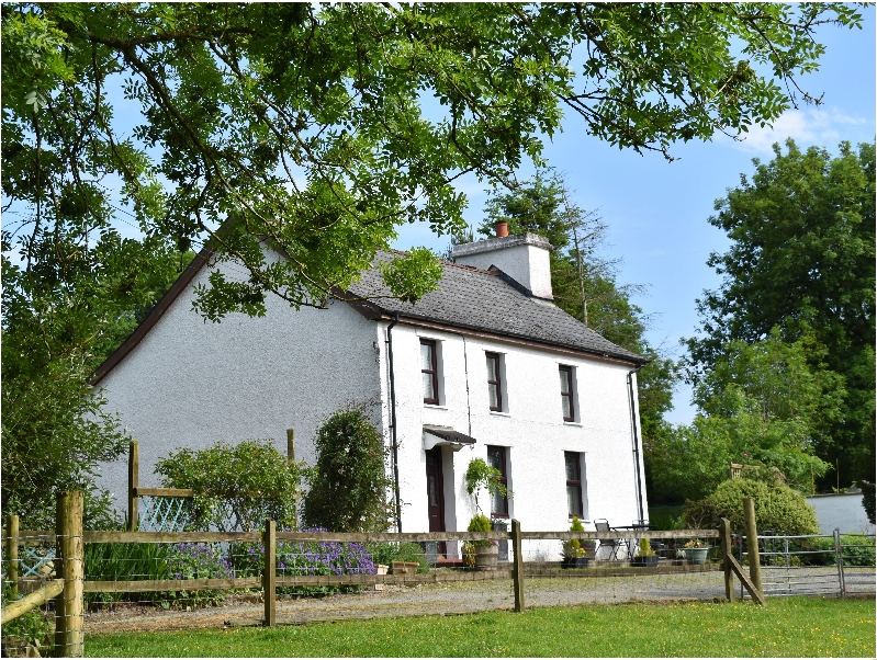 Penlon a holiday cottage rental for 7 in Llanarth , 