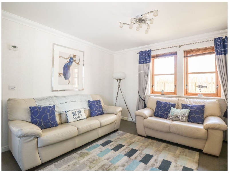 Seascape a holiday cottage rental for 4 in Anstruther, 