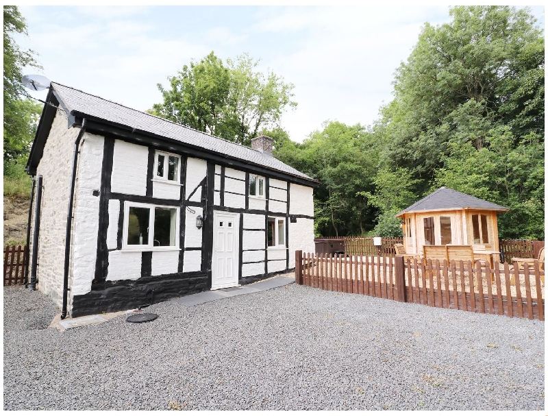 Little Mill a holiday cottage rental for 4 in Llanfair Caereinion, 