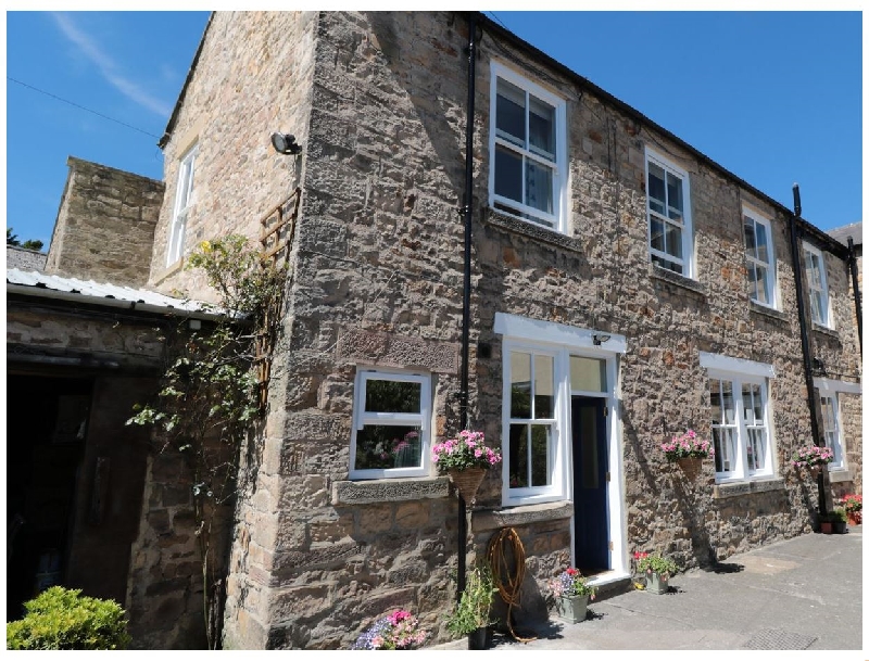 The Back House a holiday cottage rental for 6 in Staindrop, 