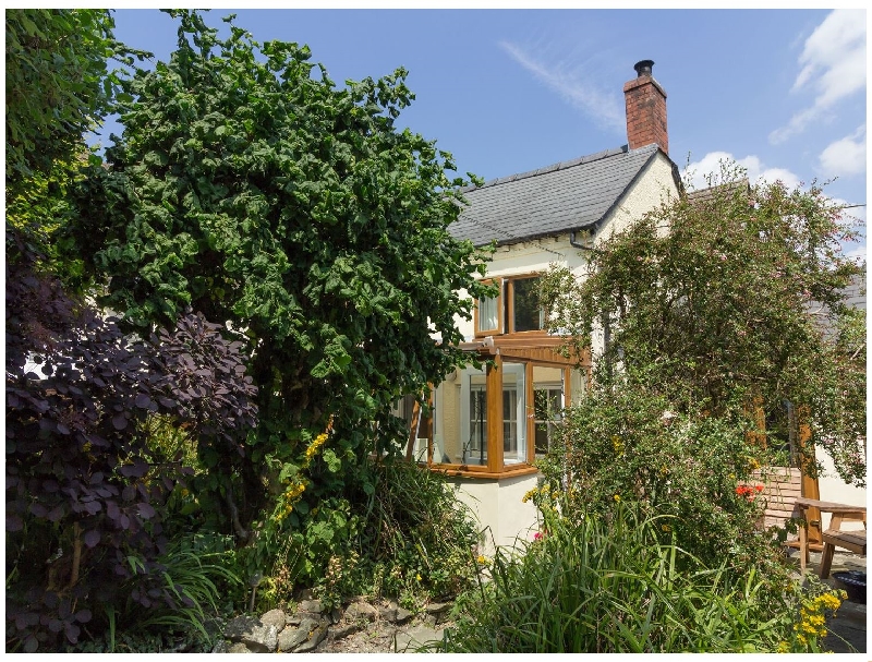 Jessamine Cottage a holiday cottage rental for 3 in Little Stretton, 