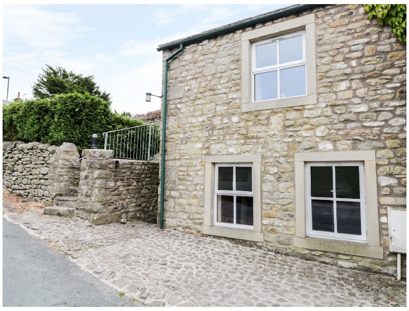 Carn Cottage a holiday cottage rental for 2 in Long Preston, 