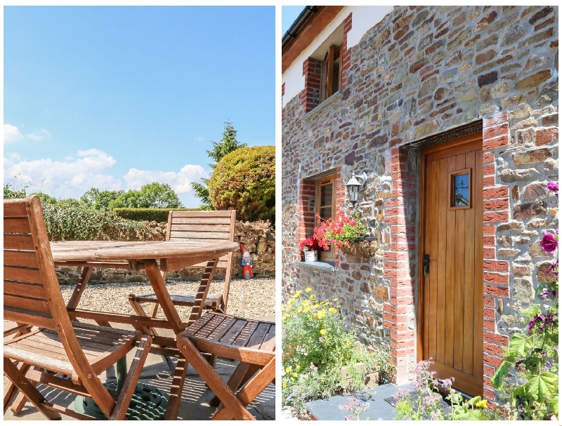 Lundy View Cottage a holiday cottage rental for 4 in Great Torrington, 