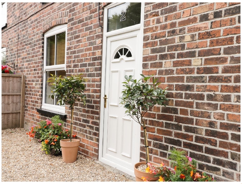 2 Moor Farm Cottages a holiday cottage rental for 6 in Burton Constable, 