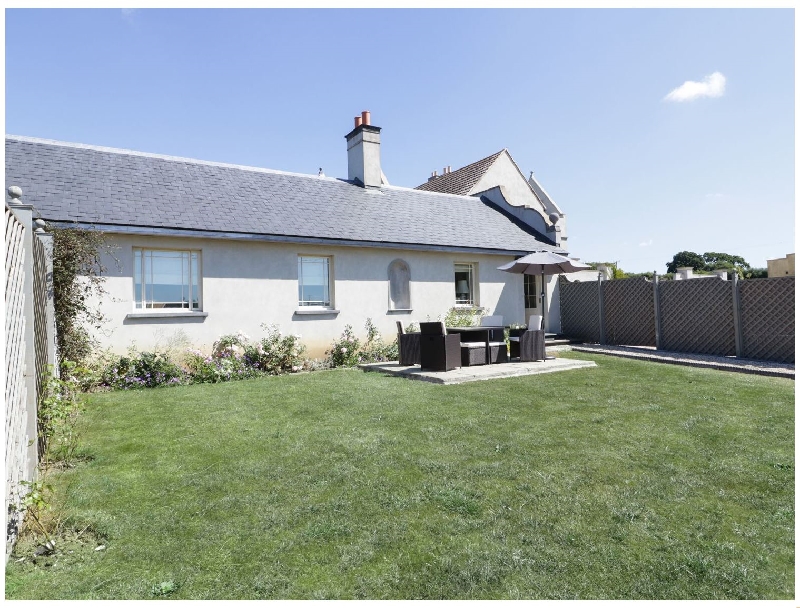 Mappowder Cottage a holiday cottage rental for 4 in Buckland Newton, 