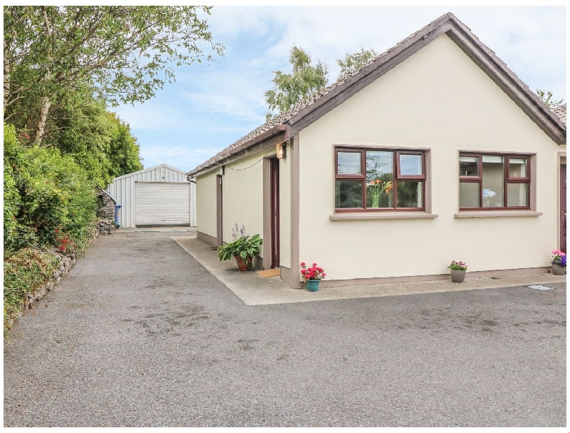 Tulla Choill a holiday cottage rental for 4 in Ennis, 