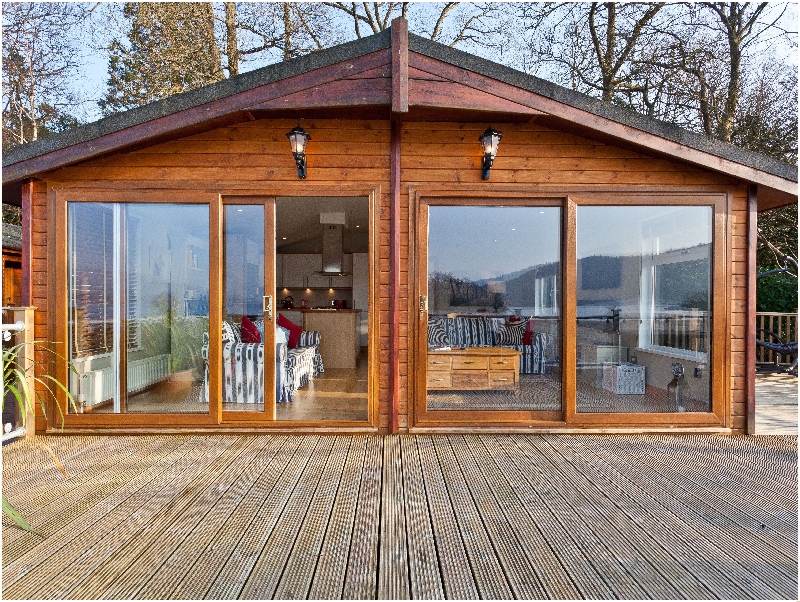 Lodge on the Lake a holiday cottage rental for 6 in Bowness-On-Windermere, 