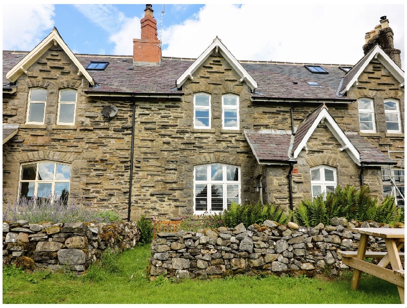 2 Railway Cottages a holiday cottage rental for 3 in Horton-In-Ribblesdale, 