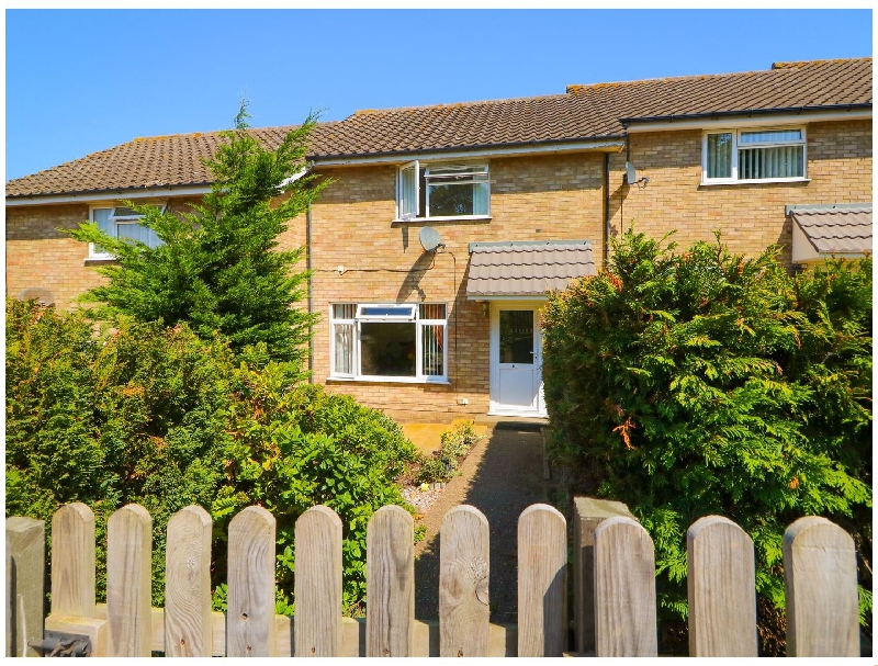 Howards Hill West a holiday cottage rental for 4 in Cromer, 