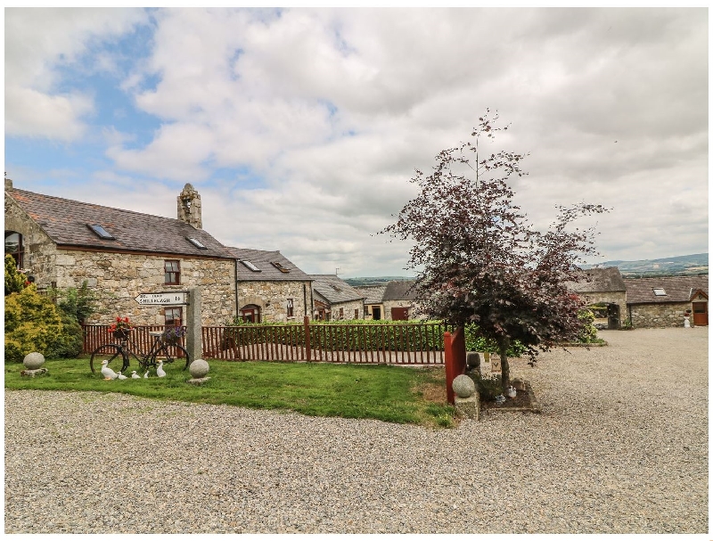 The Coach House @ Minmore Mews a holiday cottage rental for 2 in Shillelagh, 