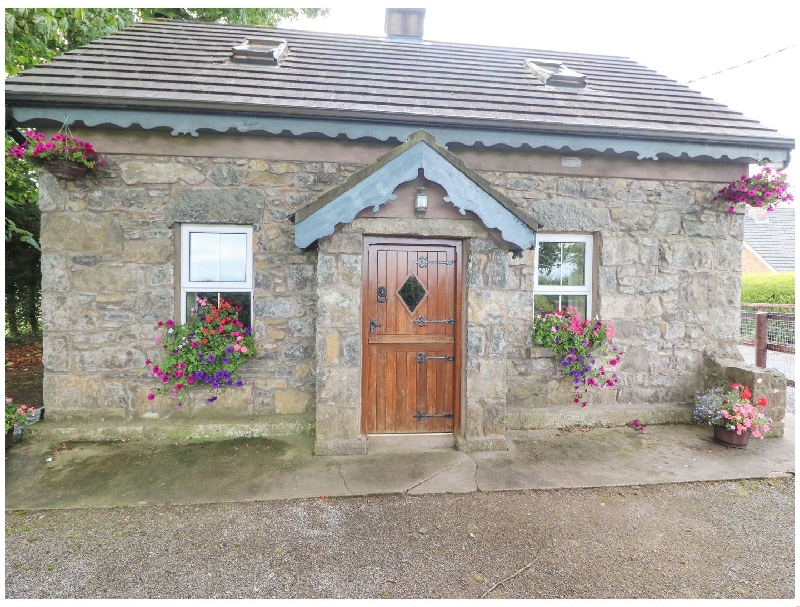 Stone Cottage a holiday cottage rental for 5 in Tipperary, 