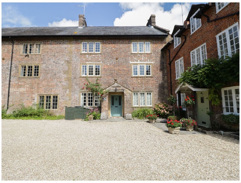 Mill House a holiday cottage rental for 12 in Maiden Newton, 