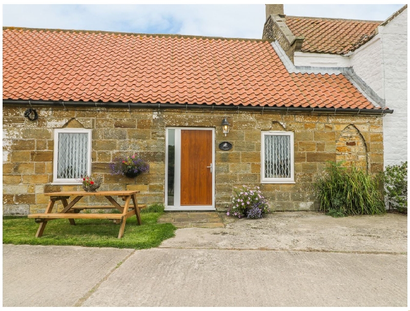 Milton Cottage a holiday cottage rental for 4 in Hawsker, 